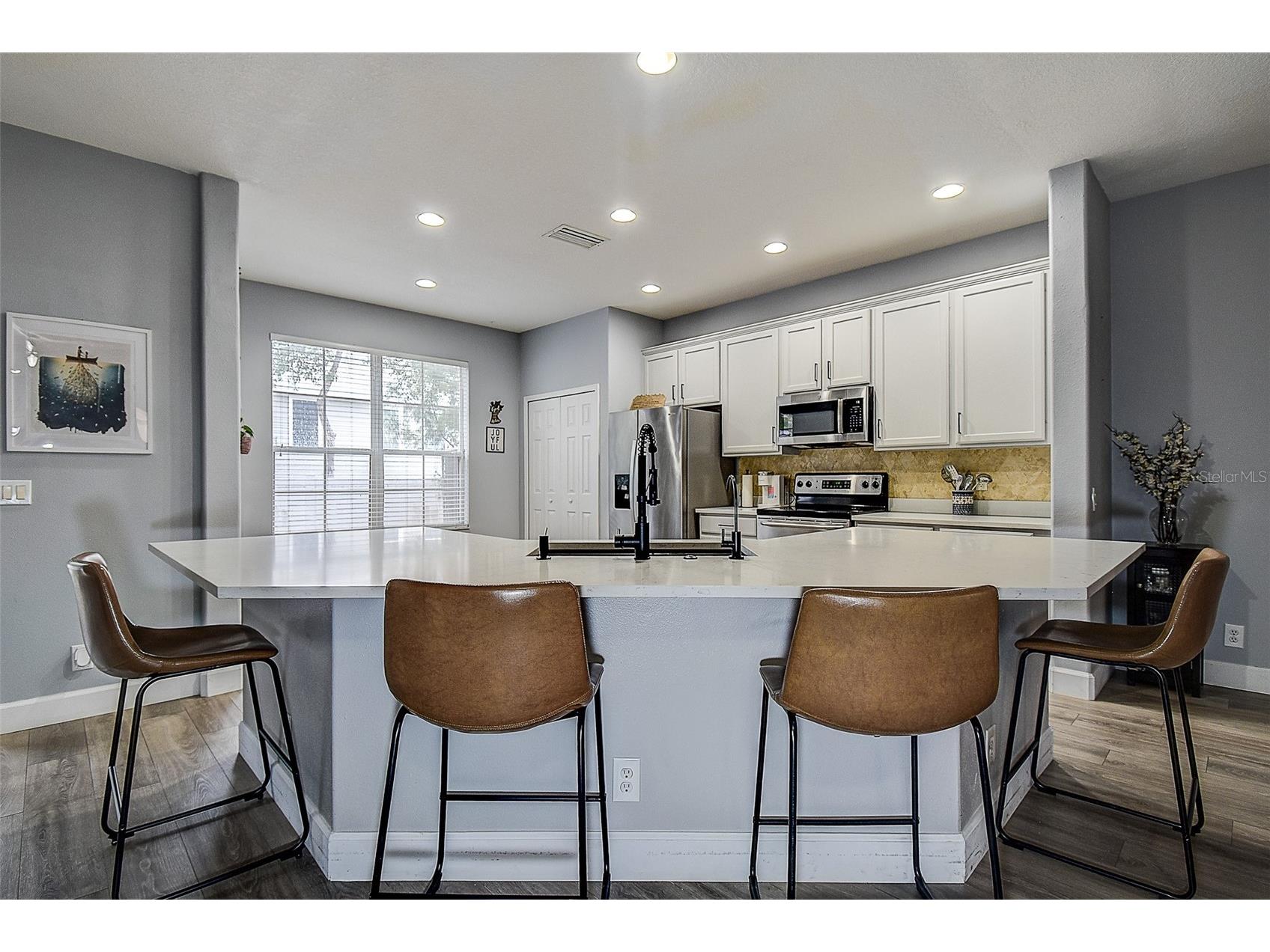 1426 Hillview Lane Tarpon Springs FL 34689 W7886821 image10