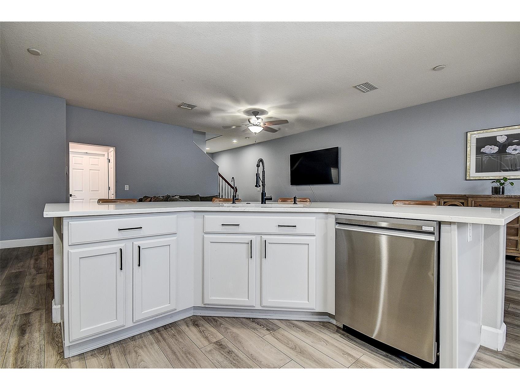 1426 Hillview Lane Tarpon Springs FL 34689 W7886821 image11