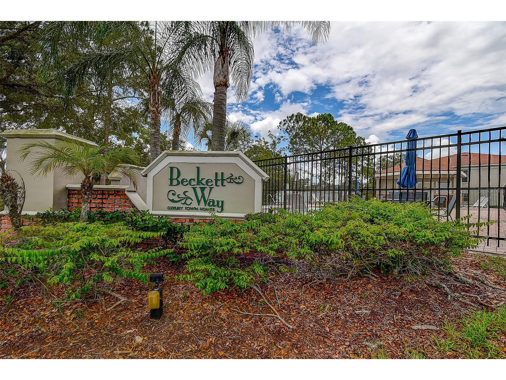 1426 Hillview Lane Tarpon Springs FL 34689 W7886821 image30