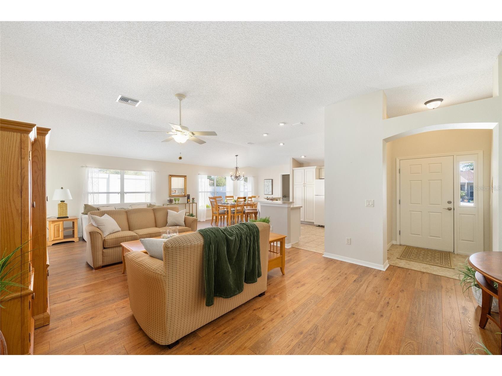 1426 Janeann Terrace The Villages FL 32162 G5111188 image5