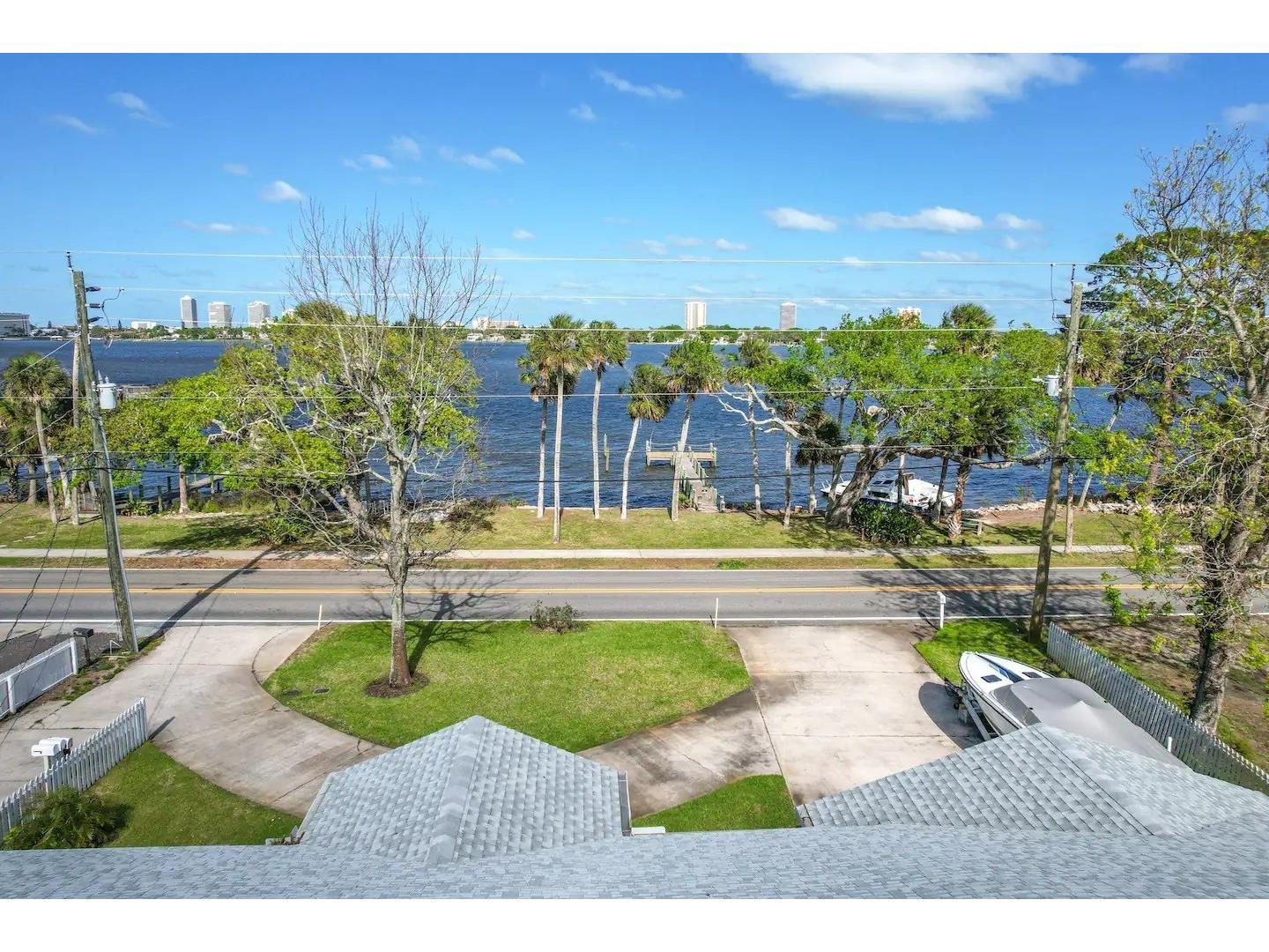 1426 Riverside Drive Daytona Beach FL 32117 O6424243 image28