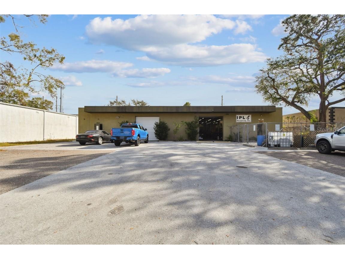 14261 60th St N Clearwater FL 33760 TB8338631 image1