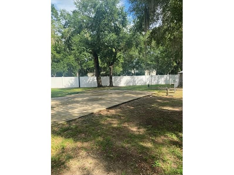 14263 NE 252nd Court Road #114 Salt Springs FL 32134 - LITTLE LAKE KERR OM721422 image1