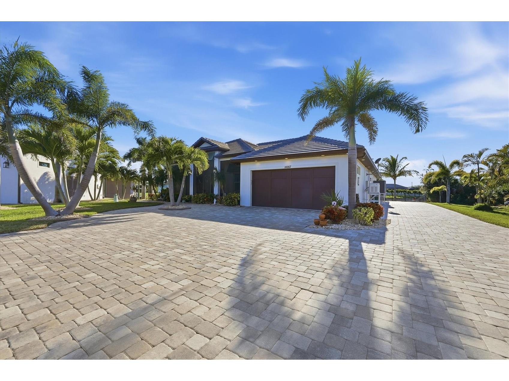 14267 Artesia Avenue Port Charlotte FL 33981 D6146773 image3
