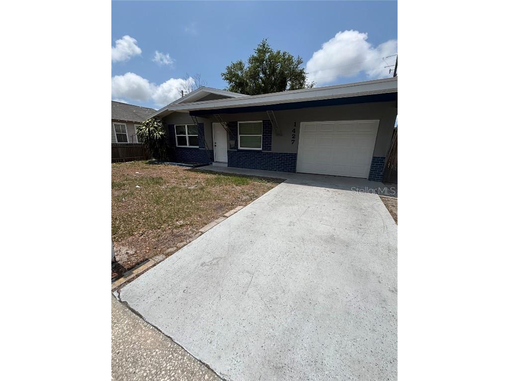 1427 15th Street S Saint Petersburg FL 33705 TB8453089 image1