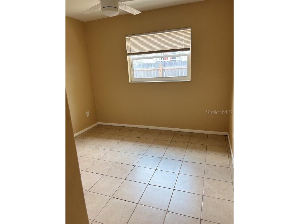 1427 15th Street S Saint Petersburg FL 33705 TB8453089 image5