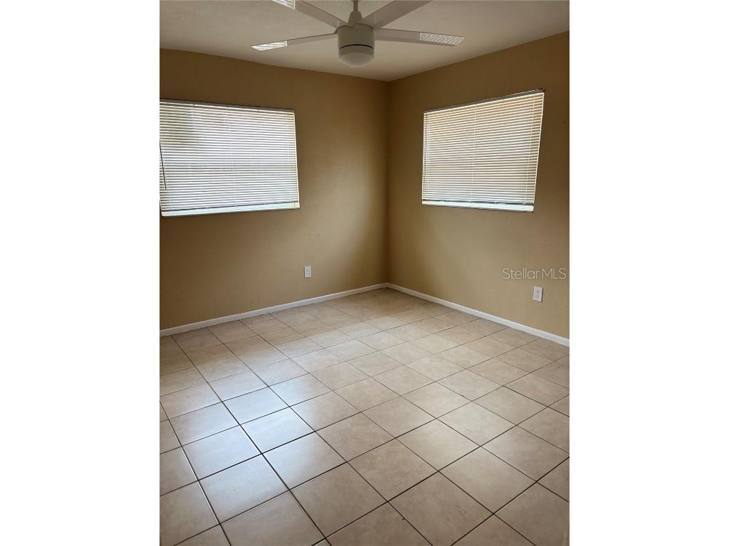 1427 15th Street S Saint Petersburg FL 33705 TB8453089 image6
