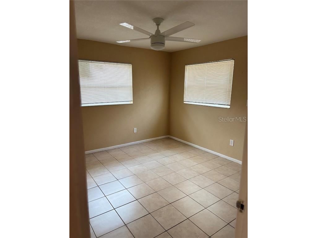 1427 15th Street S Saint Petersburg FL 33705 TB8453089 image7