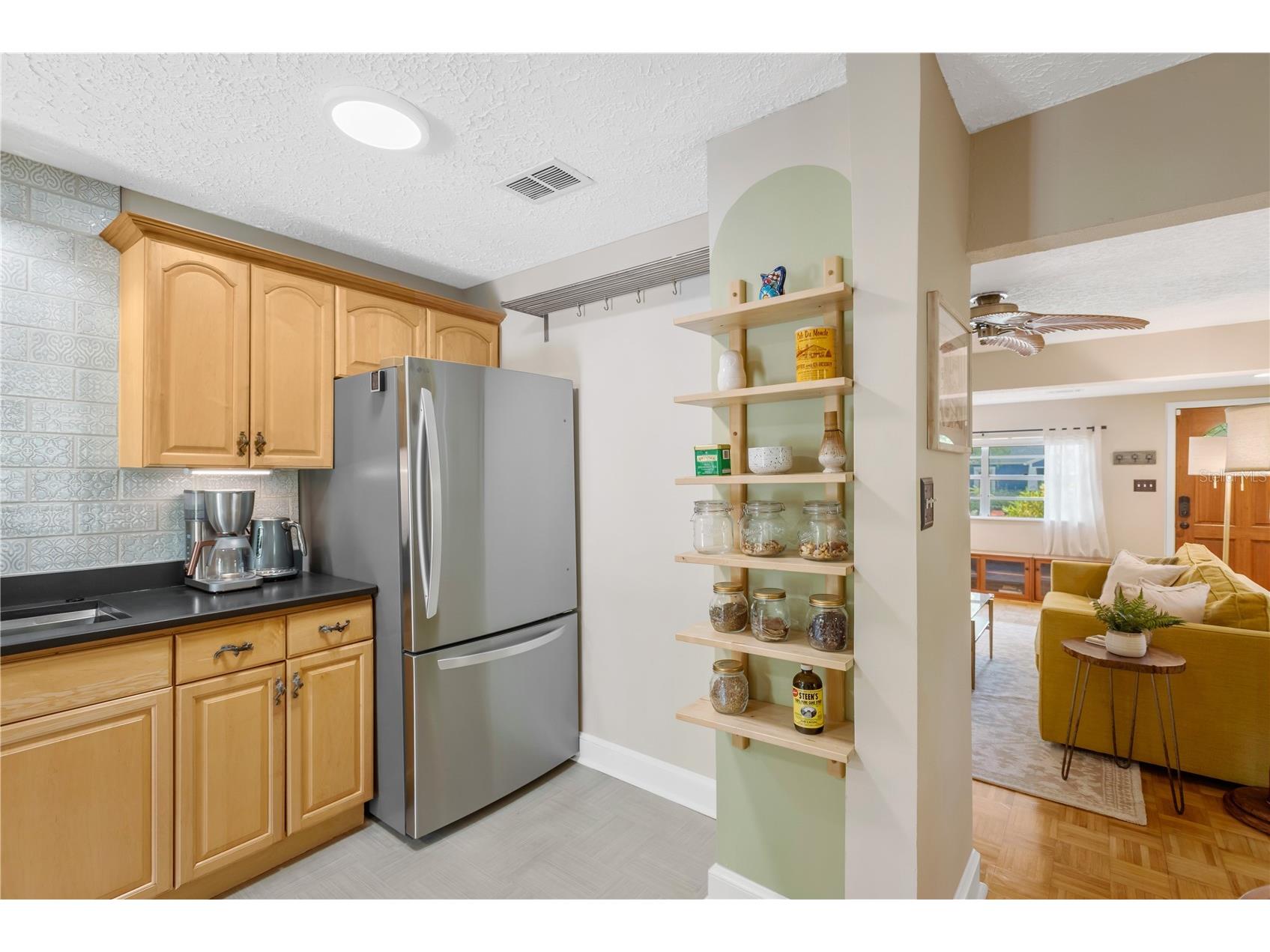 1427 E Powhatan Avenue Tampa FL 33604 TB8512958 image13