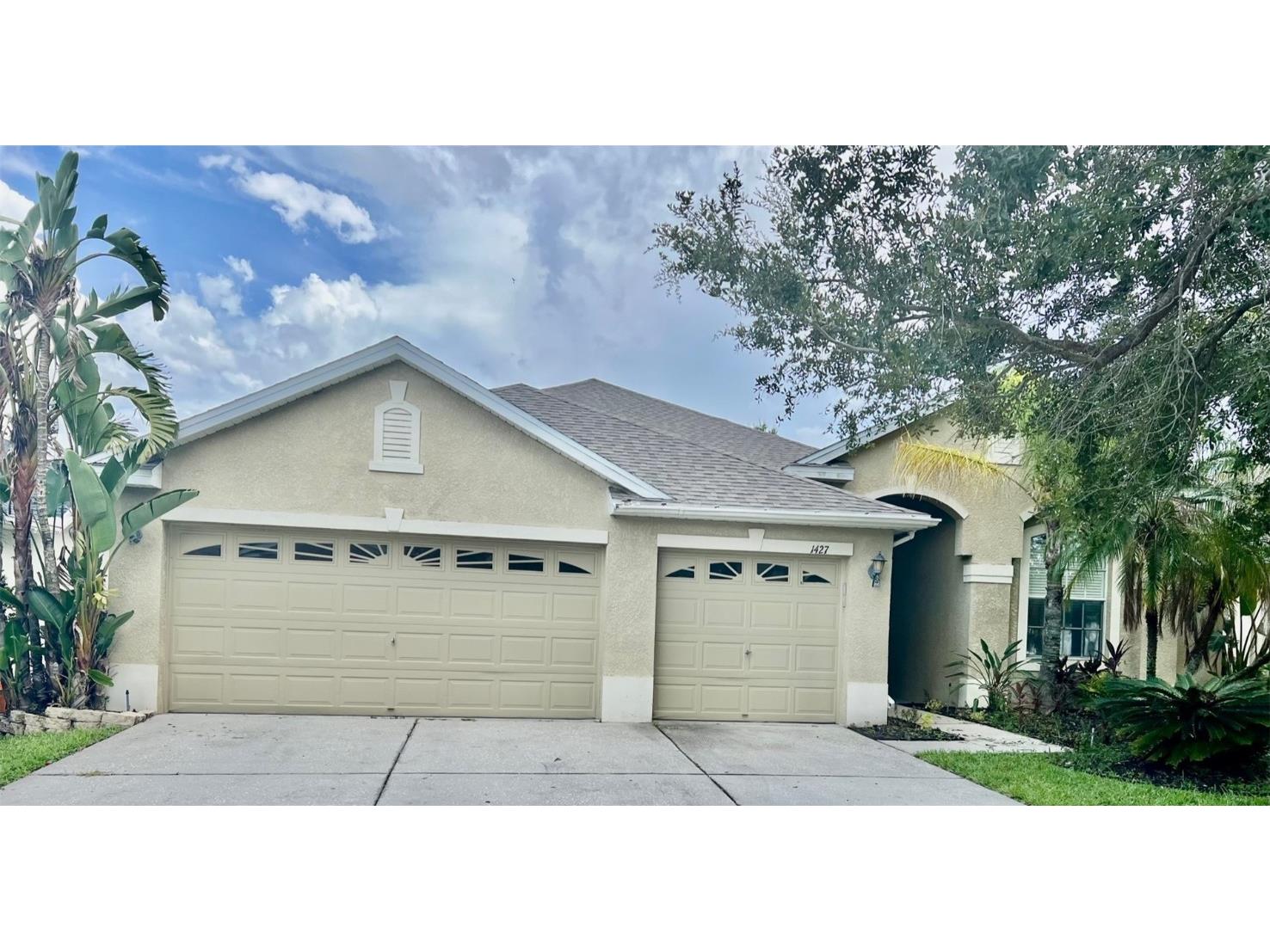 1427 Emerald Hill Way Valrico FL 33594 S5089709 image1