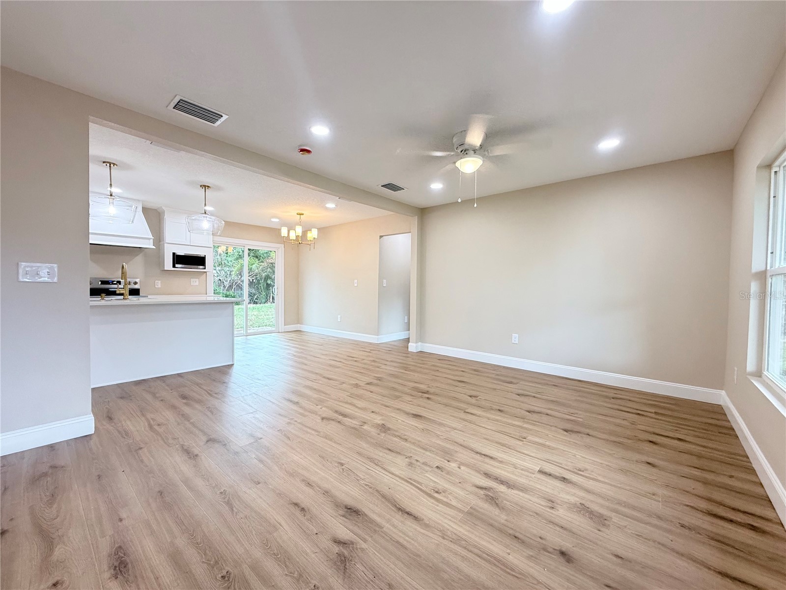 1427 Murillo Loop Ruskin FL 33570 A4699269 image25