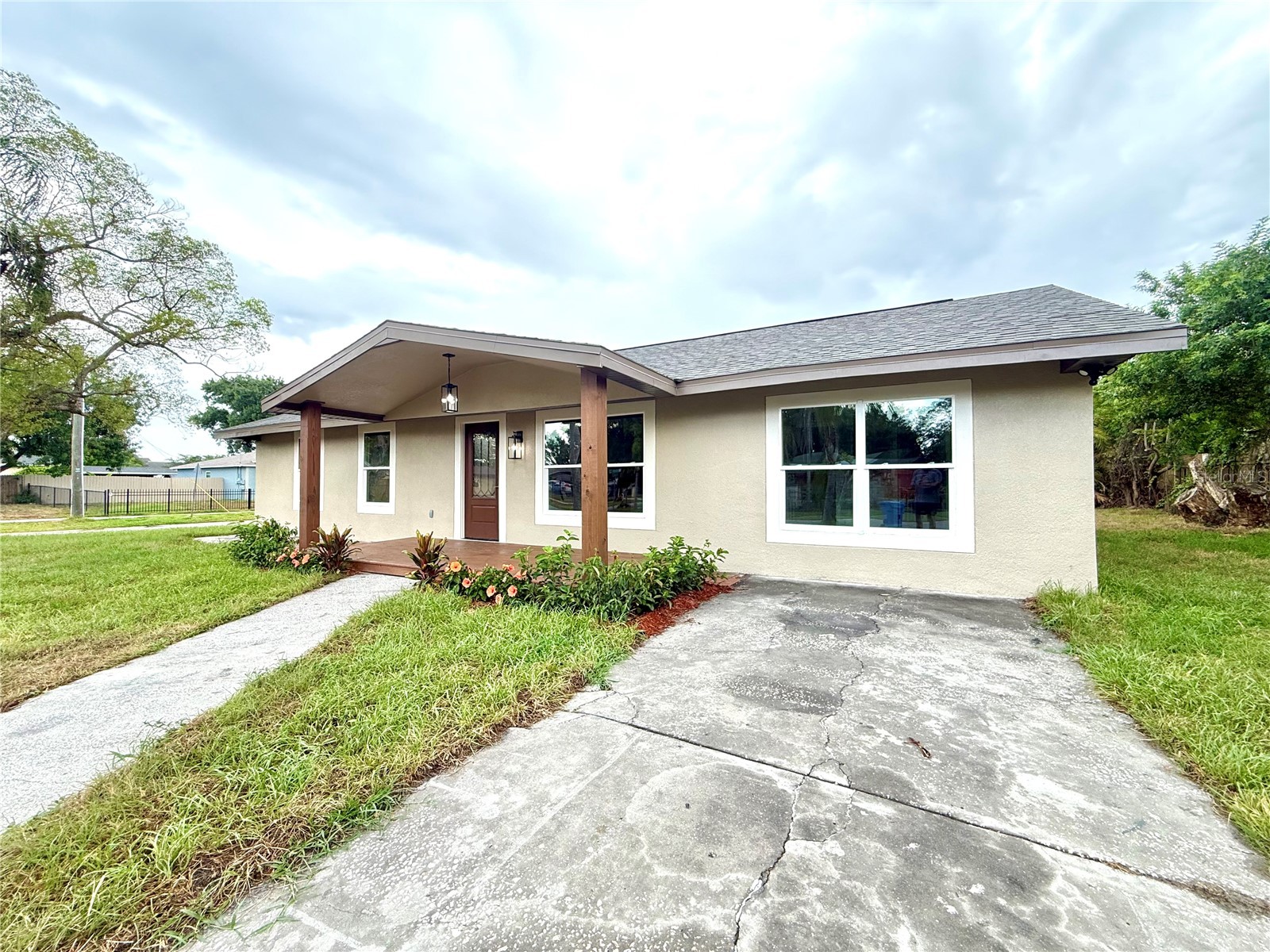 1427 Murillo Loop Ruskin FL 33570 A4699269 image5