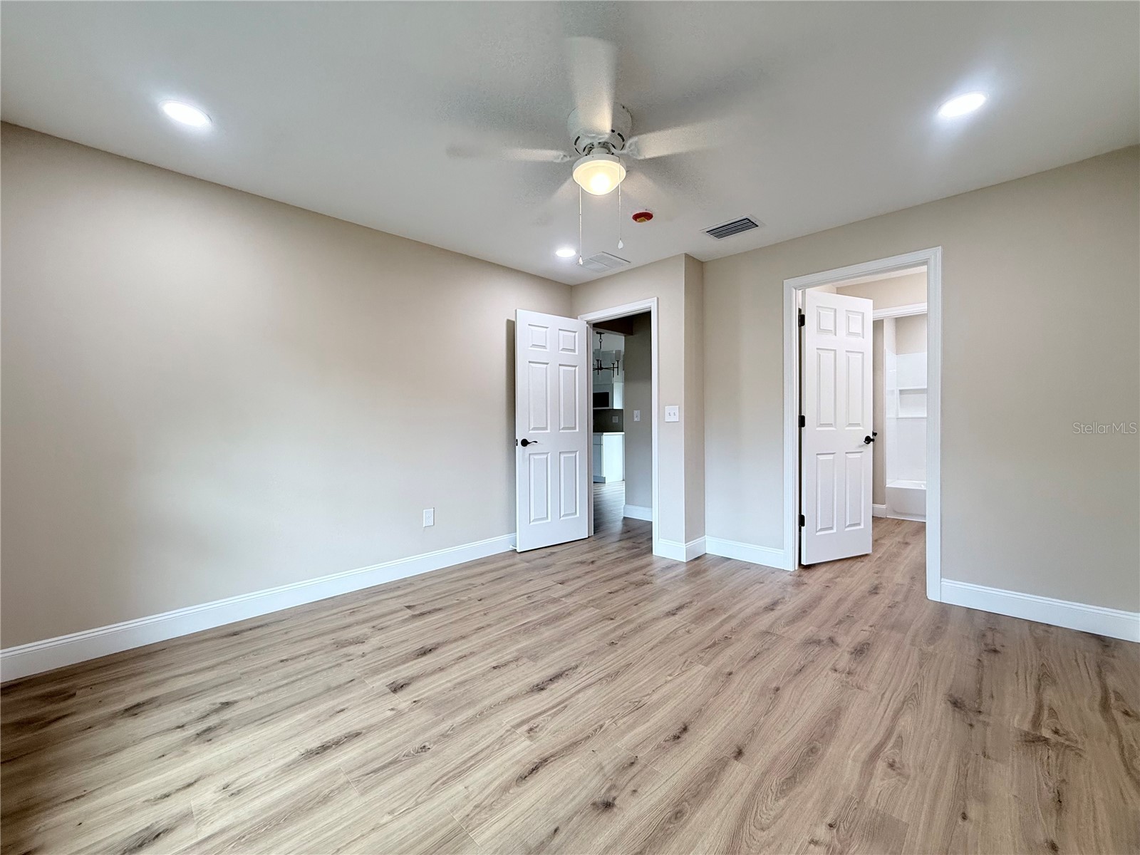 1427 Murillo Loop Ruskin FL 33570 A4699269 image8