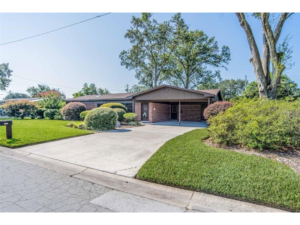 1427 Phyllis Street Lakeland FL 33803 L4938730 image1