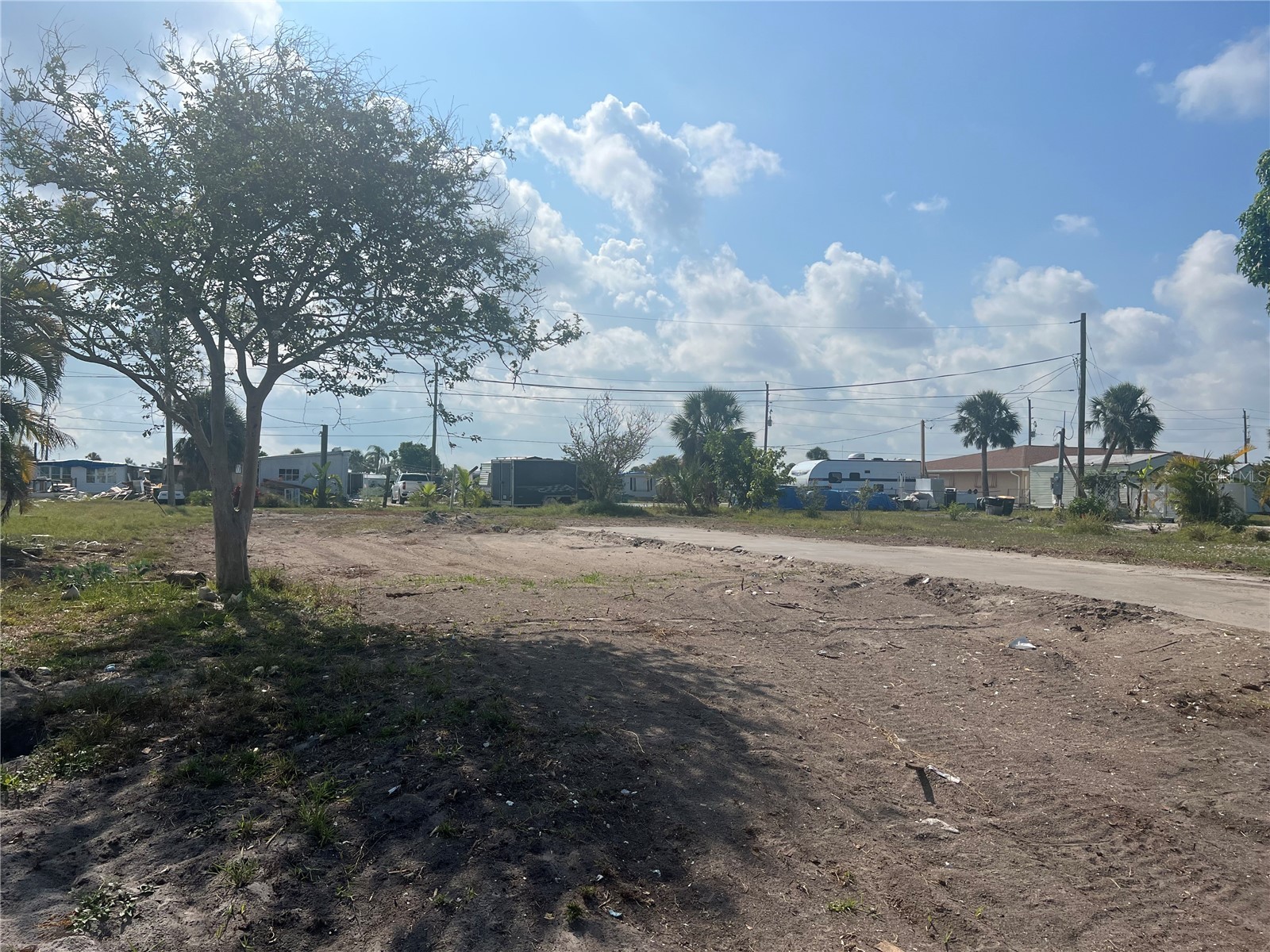 1427 Seagull Drive Englewood FL 34224 C7474545 image1