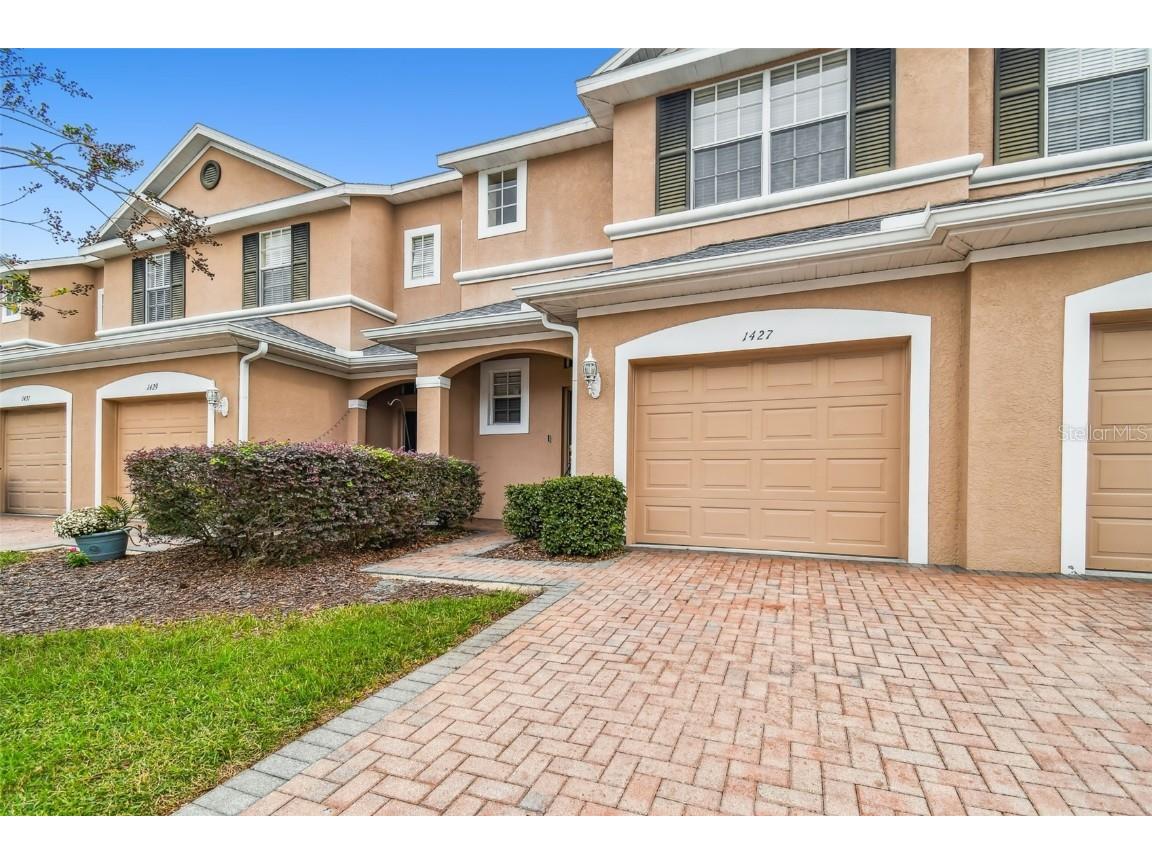 1427 Summergate Drive Valrico FL 33594 T3418347 image1