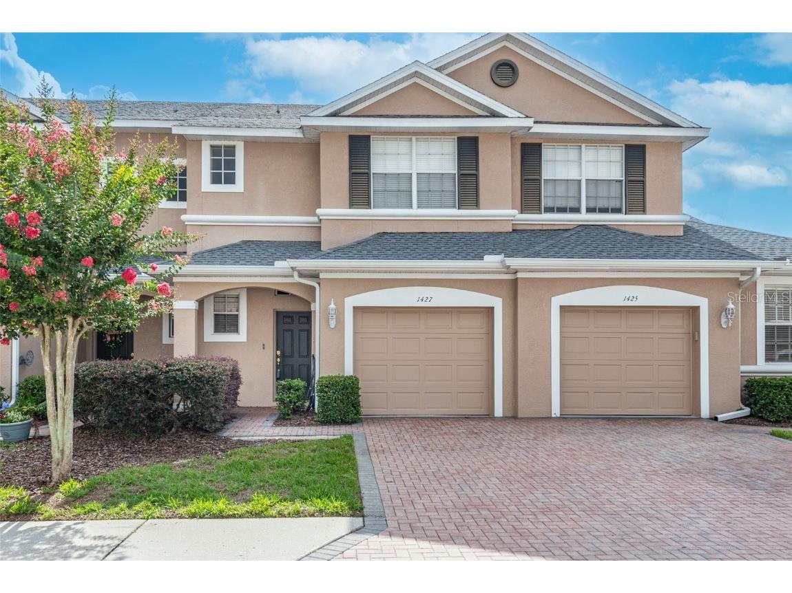 1427 Summergate Drive Valrico FL 33594 T3452543 image1