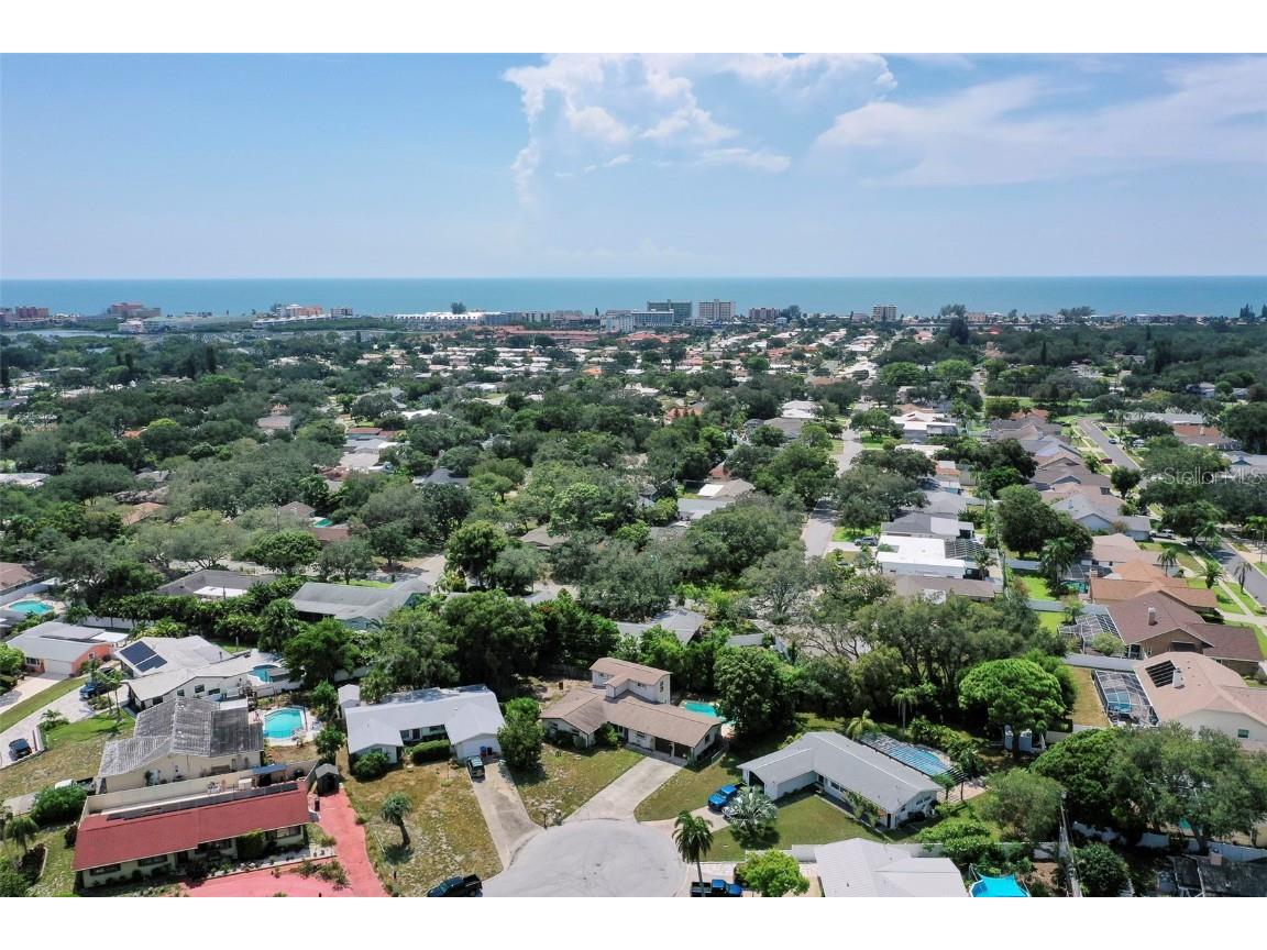 14272 Geneva Drive Largo FL 33774 U8253907 image1