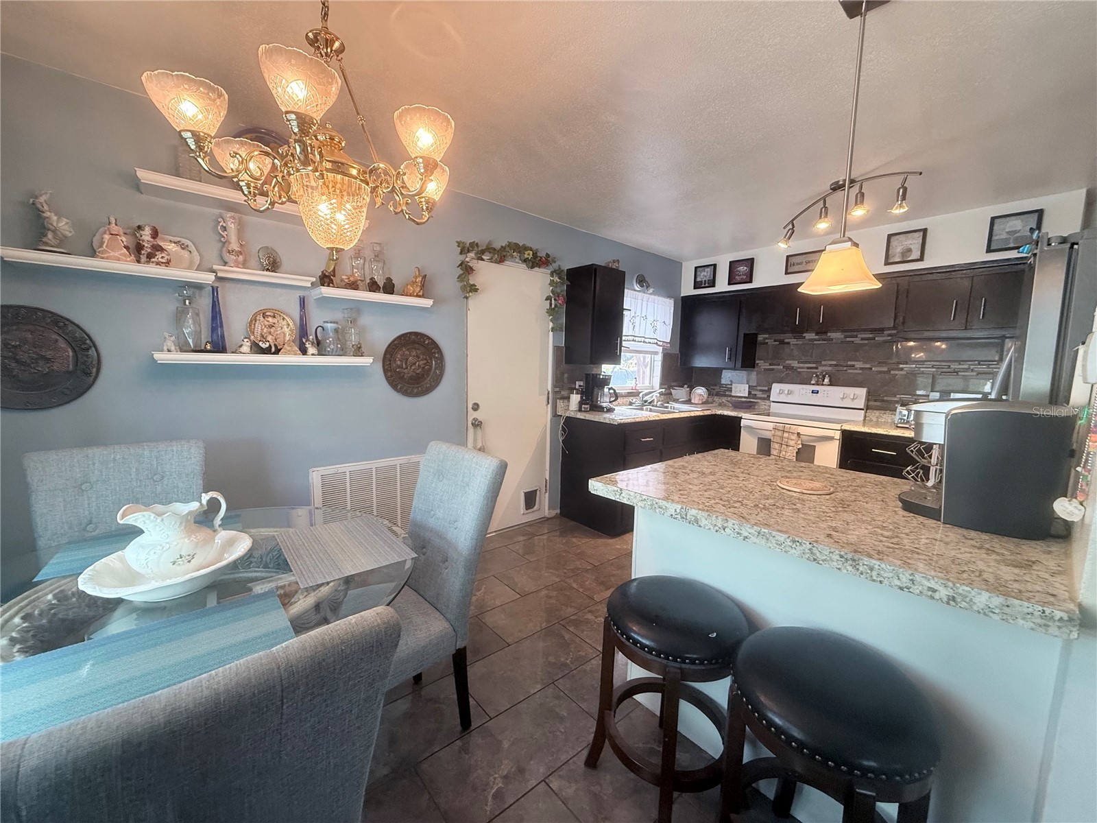 1428 38th Avenue N Saint Petersburg FL 33704 TB8509581 image10
