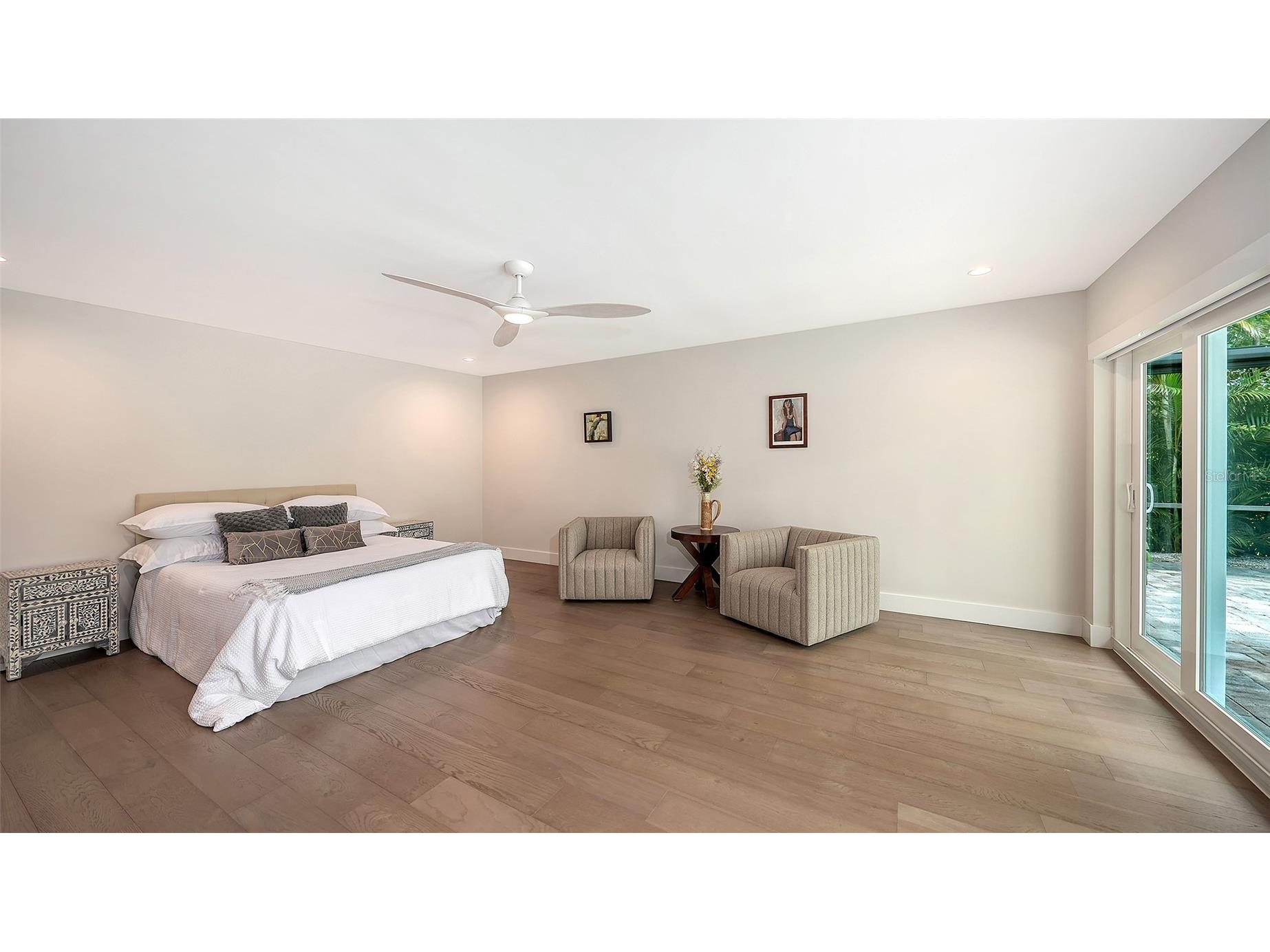 1428 Pine Bay Drive Sarasota FL 34231 A4695249 image18