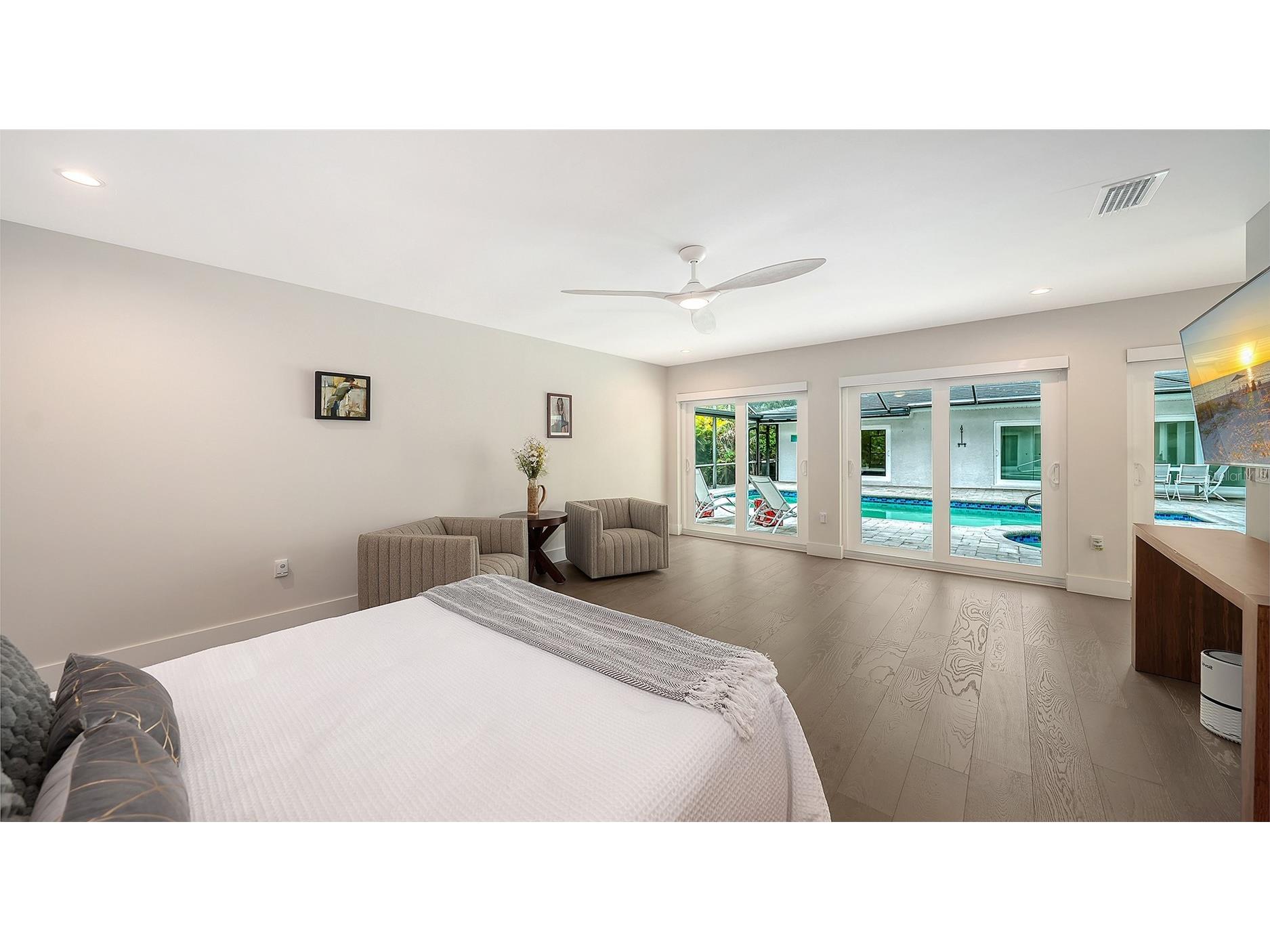 1428 Pine Bay Drive Sarasota FL 34231 A4695249 image20