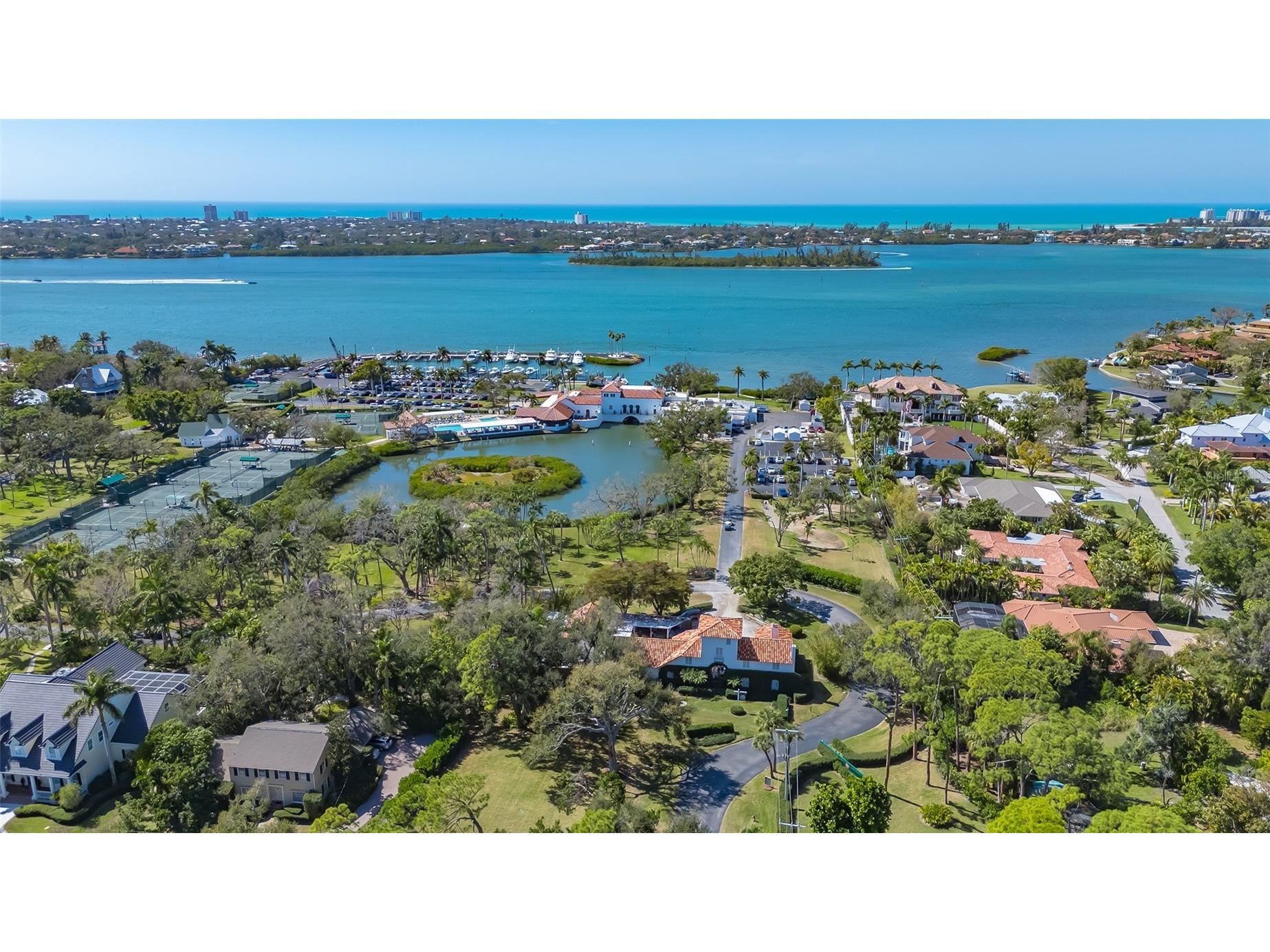 1428 Pine Bay Drive Sarasota FL 34231 A4695249 image42