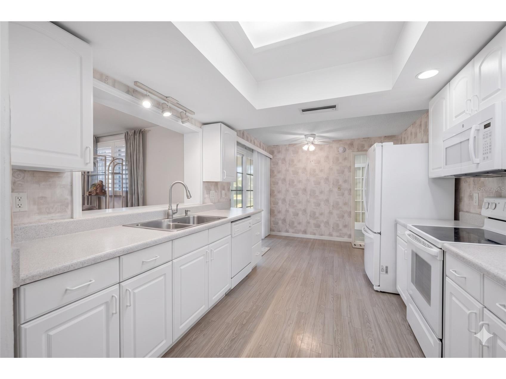 14280 86th Terrace Seminole FL 33776 TB8470721 image18