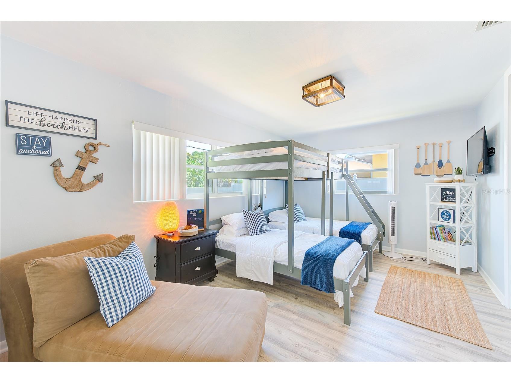14283 Sharon Dr Largo FL 33774 TB8486719 image11