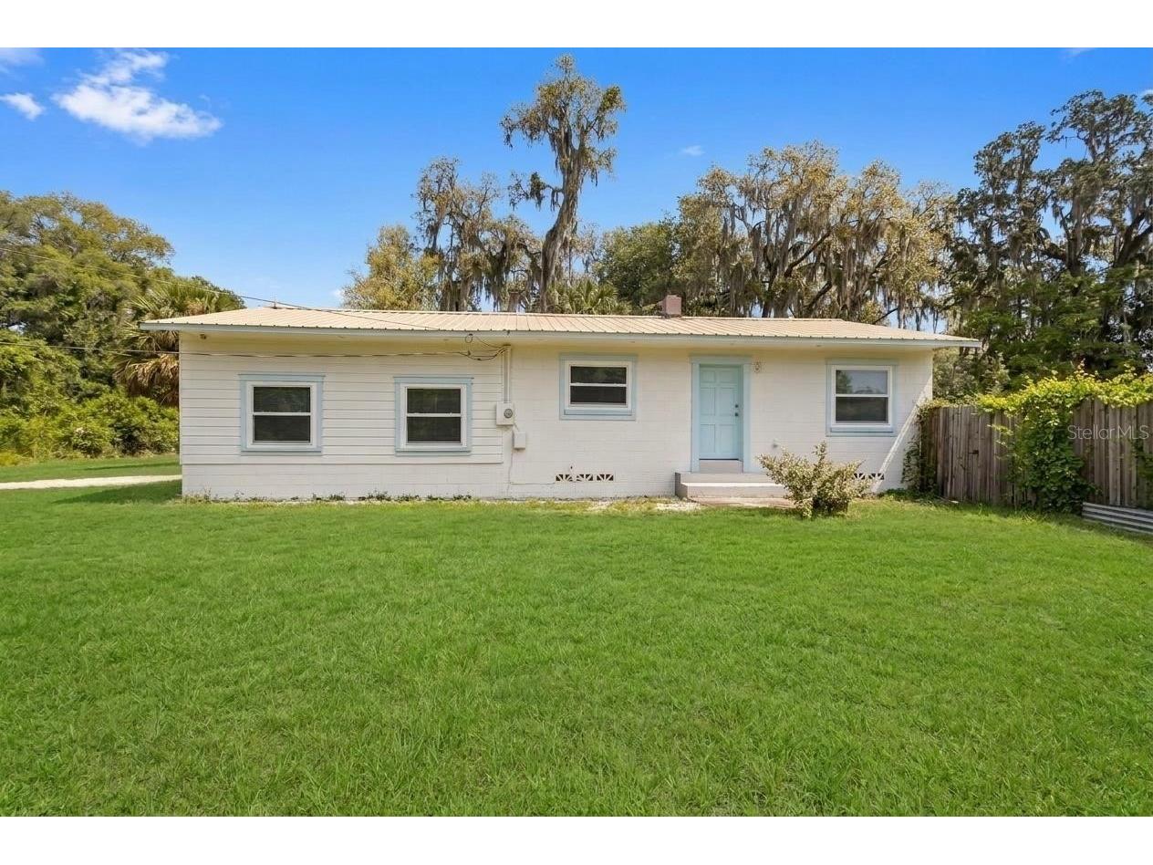 1429 E Howry Avenue Deland FL 32724 V4949547 image1