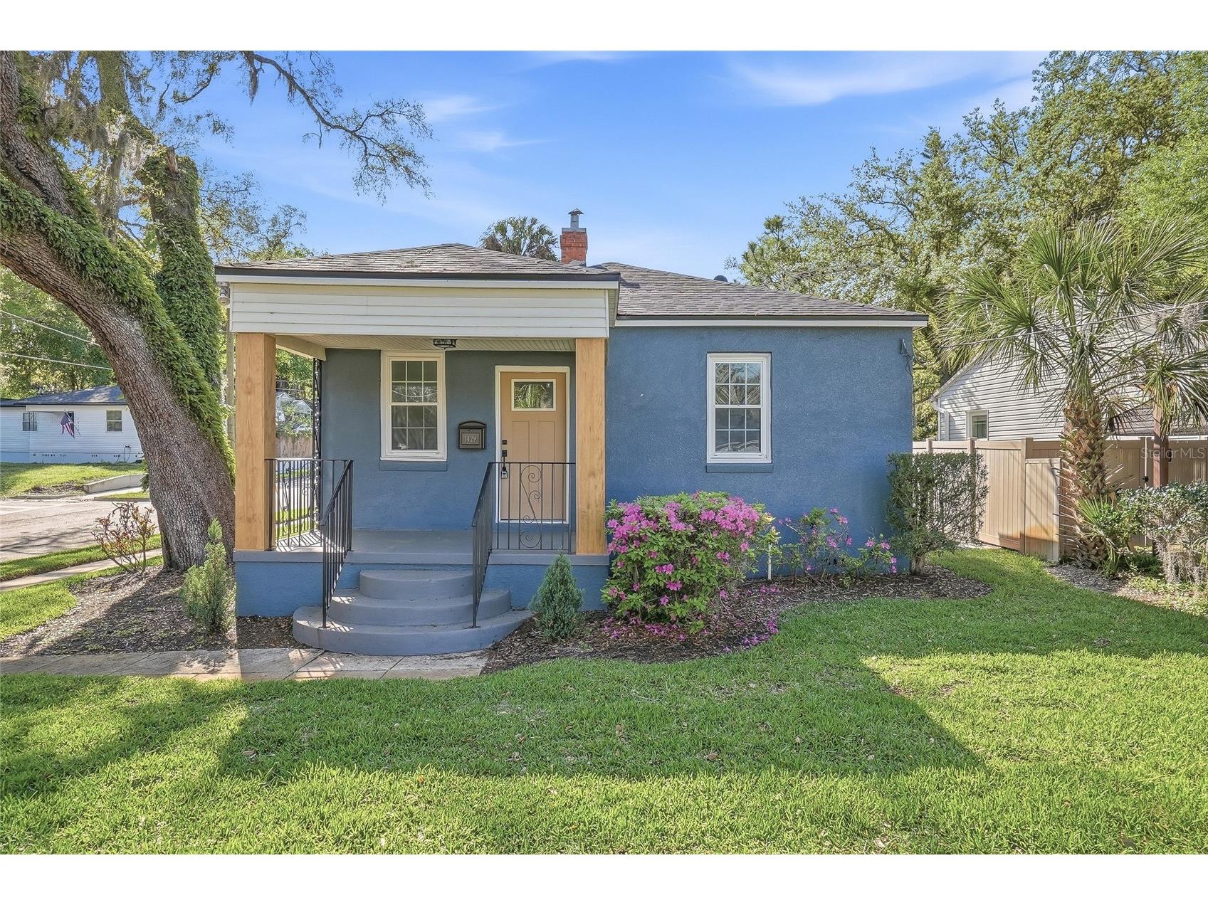1429 E Park Circle Tampa FL 33604 TB8486031 image1