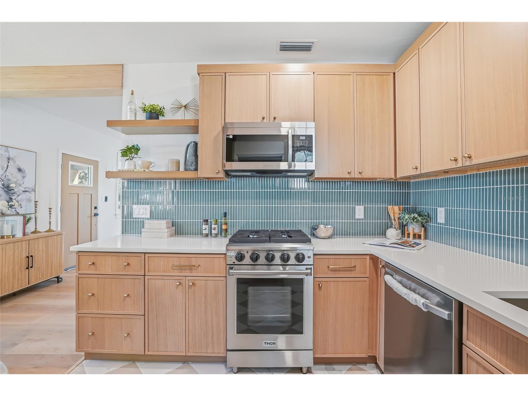 1429 E Park Circle Tampa FL 33604 TB8486031 image12