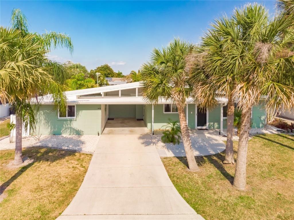 1429 Lemon Bay Drive Englewood FL 34223 D6128970 image1