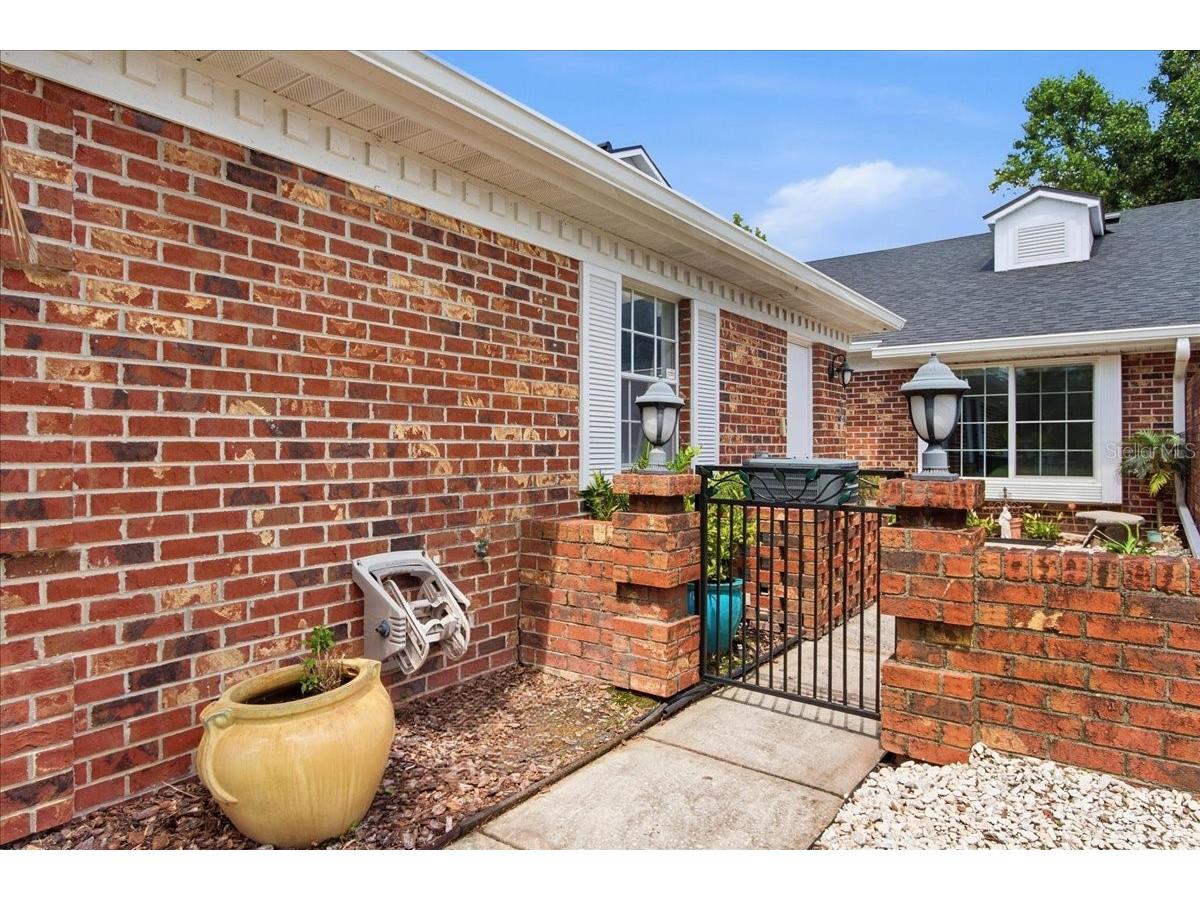 1429 S Chickasaw Trail #7 Orlando FL 32825 O6405968 image2