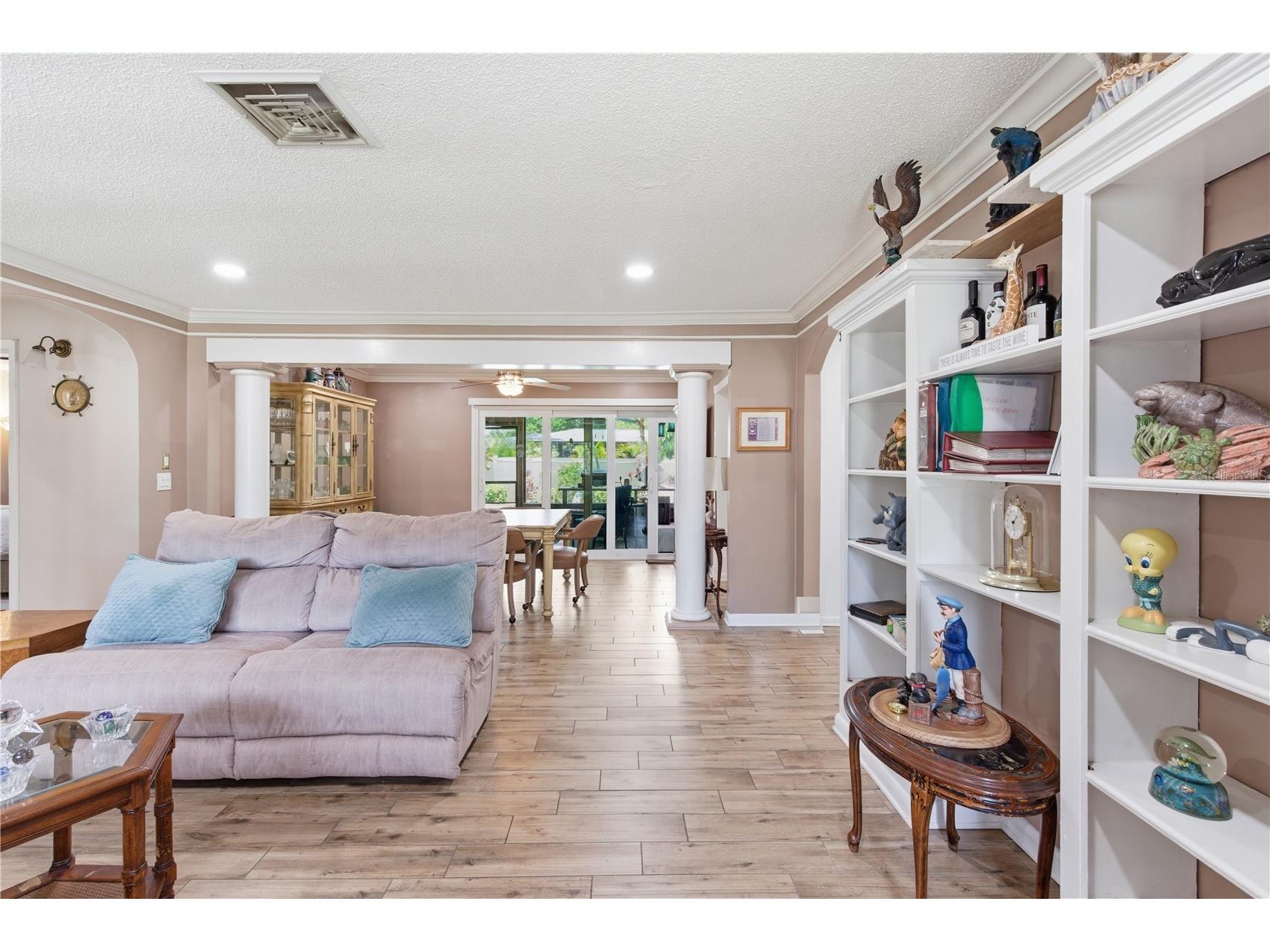 1429 San Charles Drive Dunedin FL 34698 TB8509463 image5