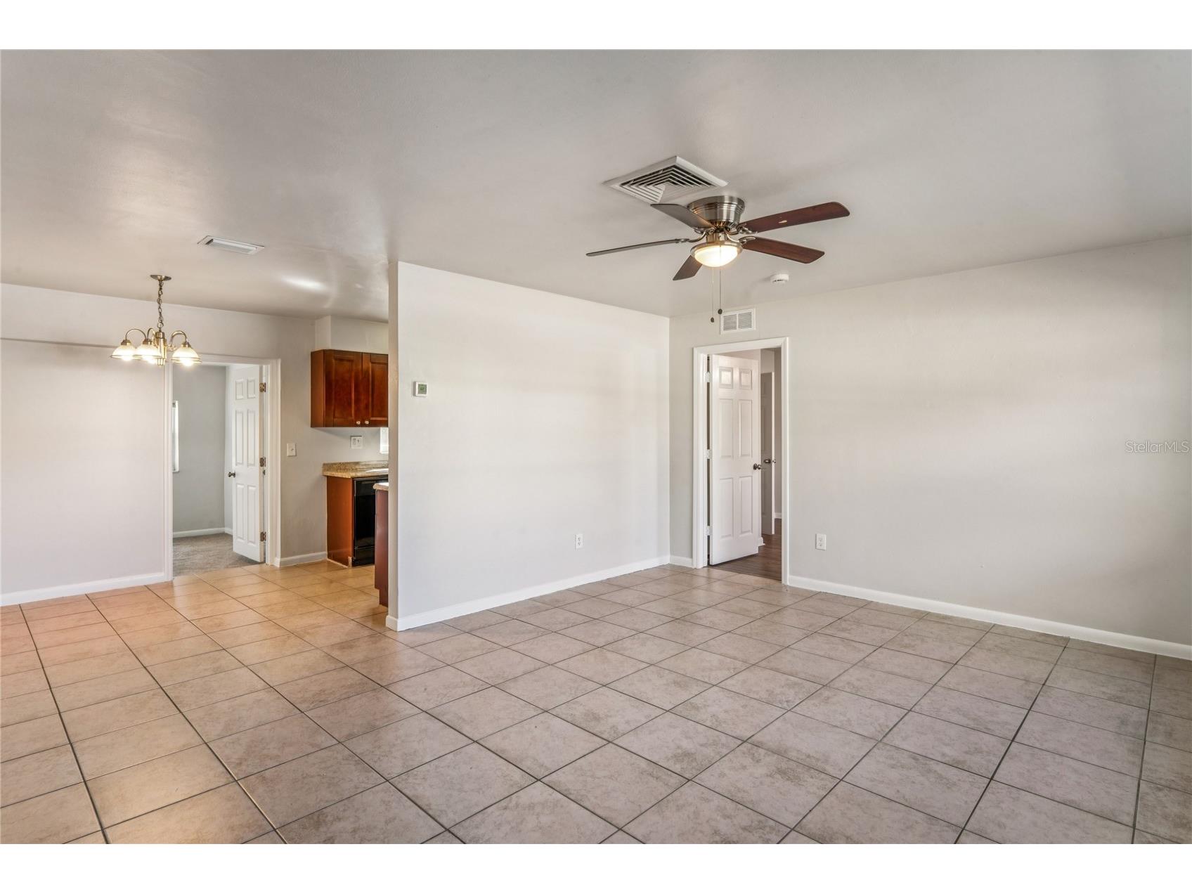 1429 Spring Lane Clearwater FL 33755 TB8470292 image3