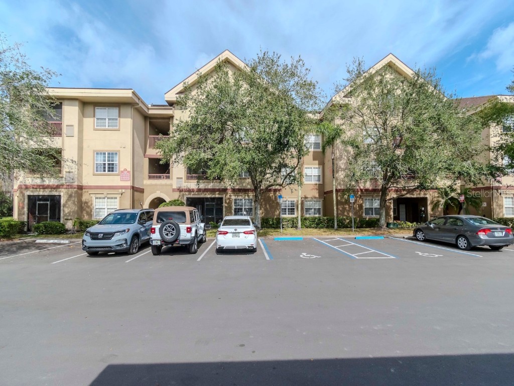 1429 Villa Capri Circle #306 Odessa FL 33556 TB8344676 image1