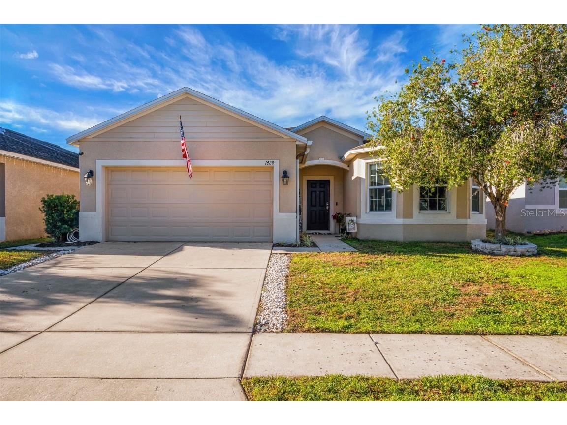 1429 Wallace Manor Pass Winter Haven FL 33880 L4948388 image1