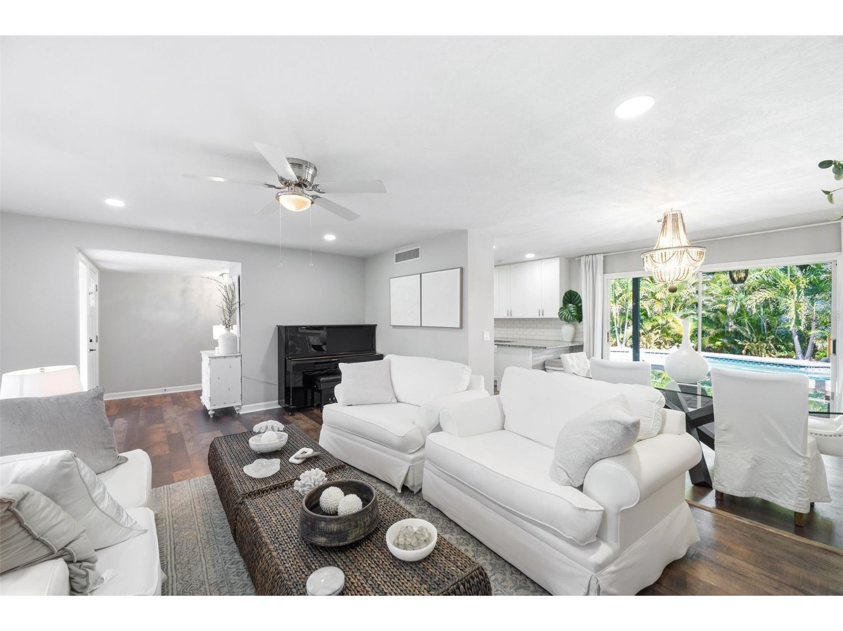 14297 Geneva Drive Largo FL 33774 TB8524941 image12