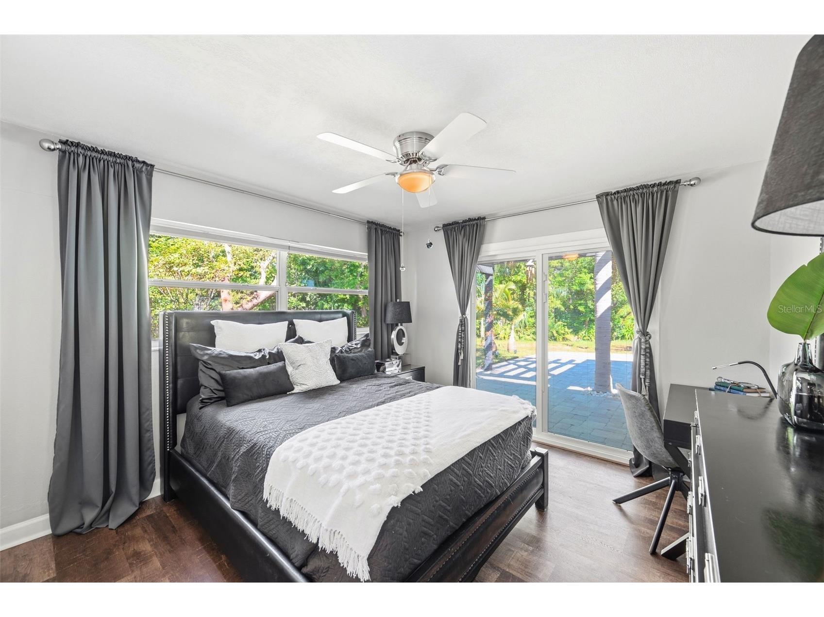 14297 Geneva Drive Largo FL 33774 TB8524941 image18
