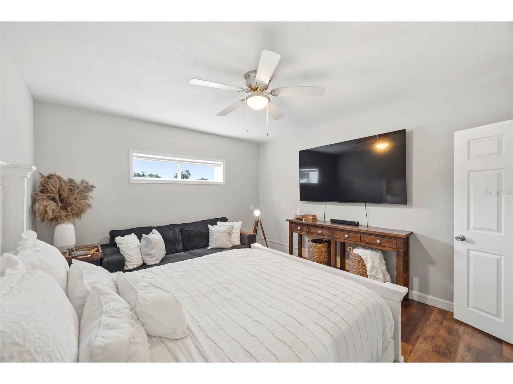 14297 Geneva Drive Largo FL 33774 TB8524941 image24