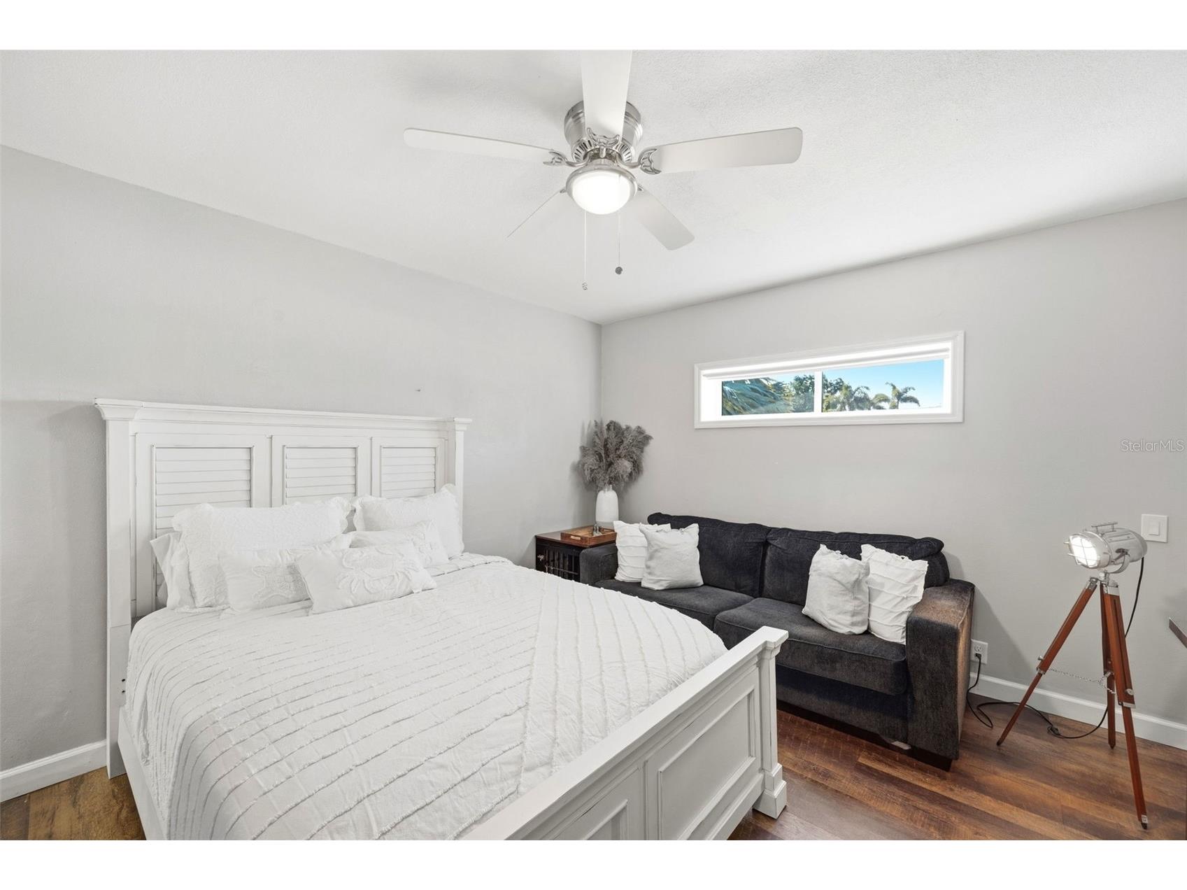 14297 Geneva Drive Largo FL 33774 TB8524941 image25