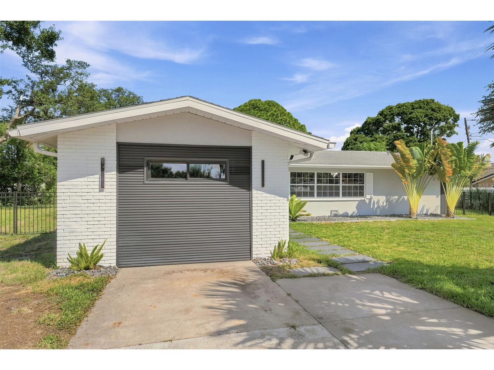 14297 Geneva Drive Largo FL 33774 TB8524941 image3