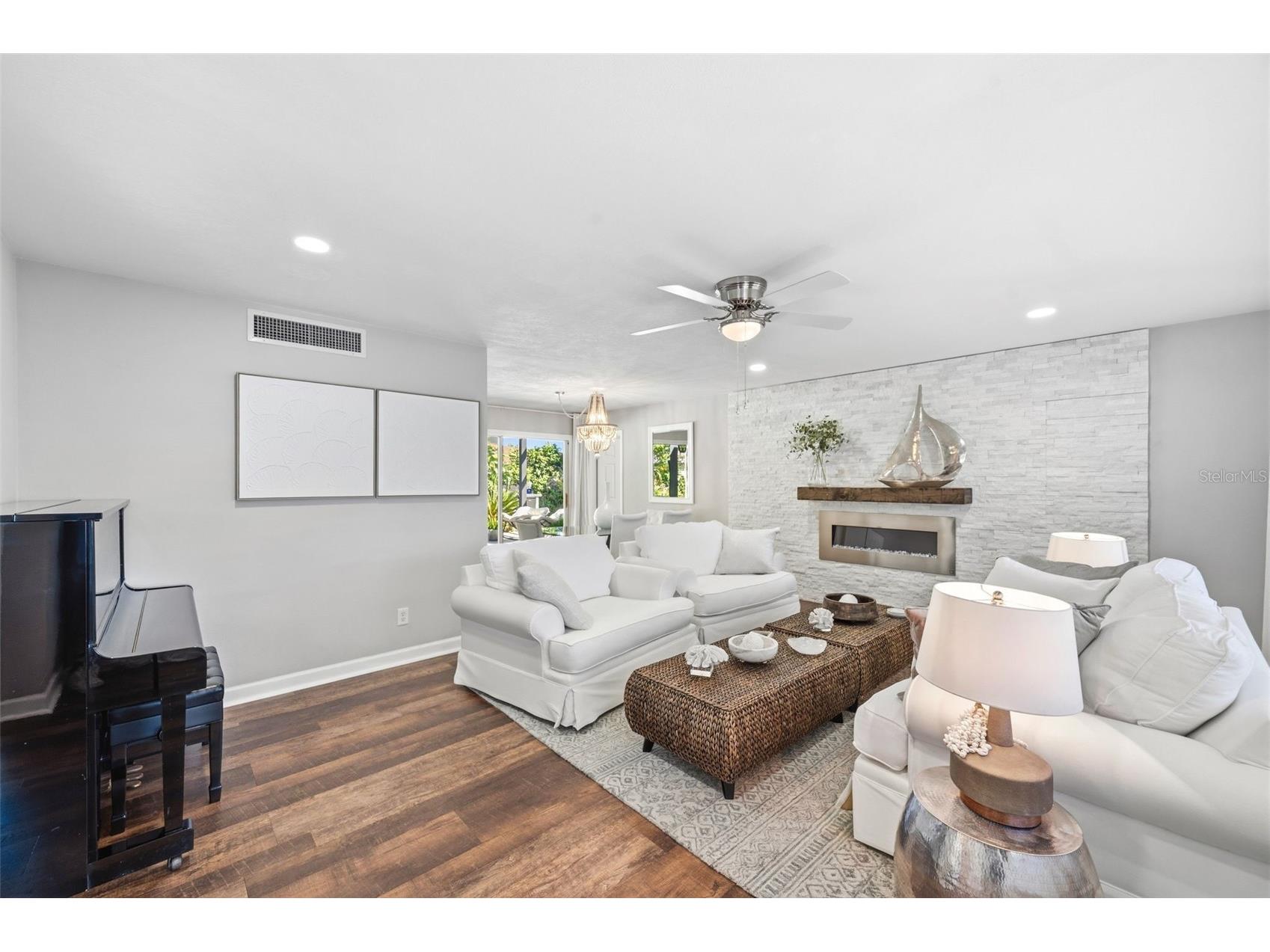 14297 Geneva Drive Largo FL 33774 TB8524941 image8