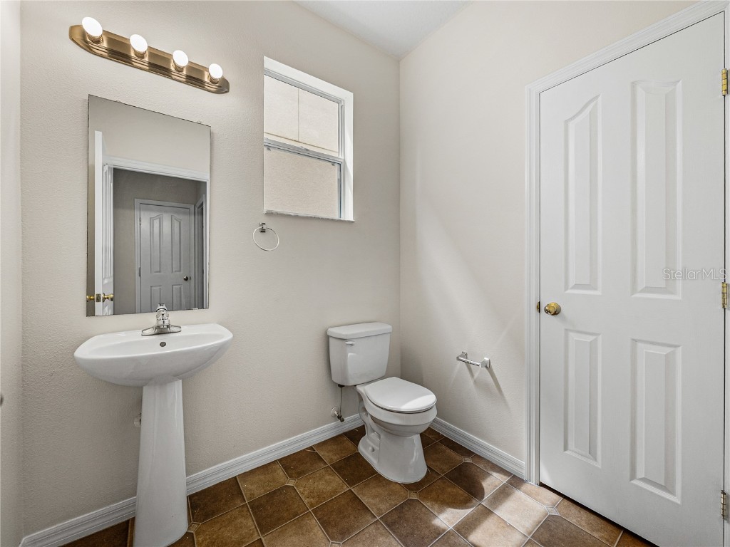 143 Alfani Street Davenport FL 33896 L4953223 image17