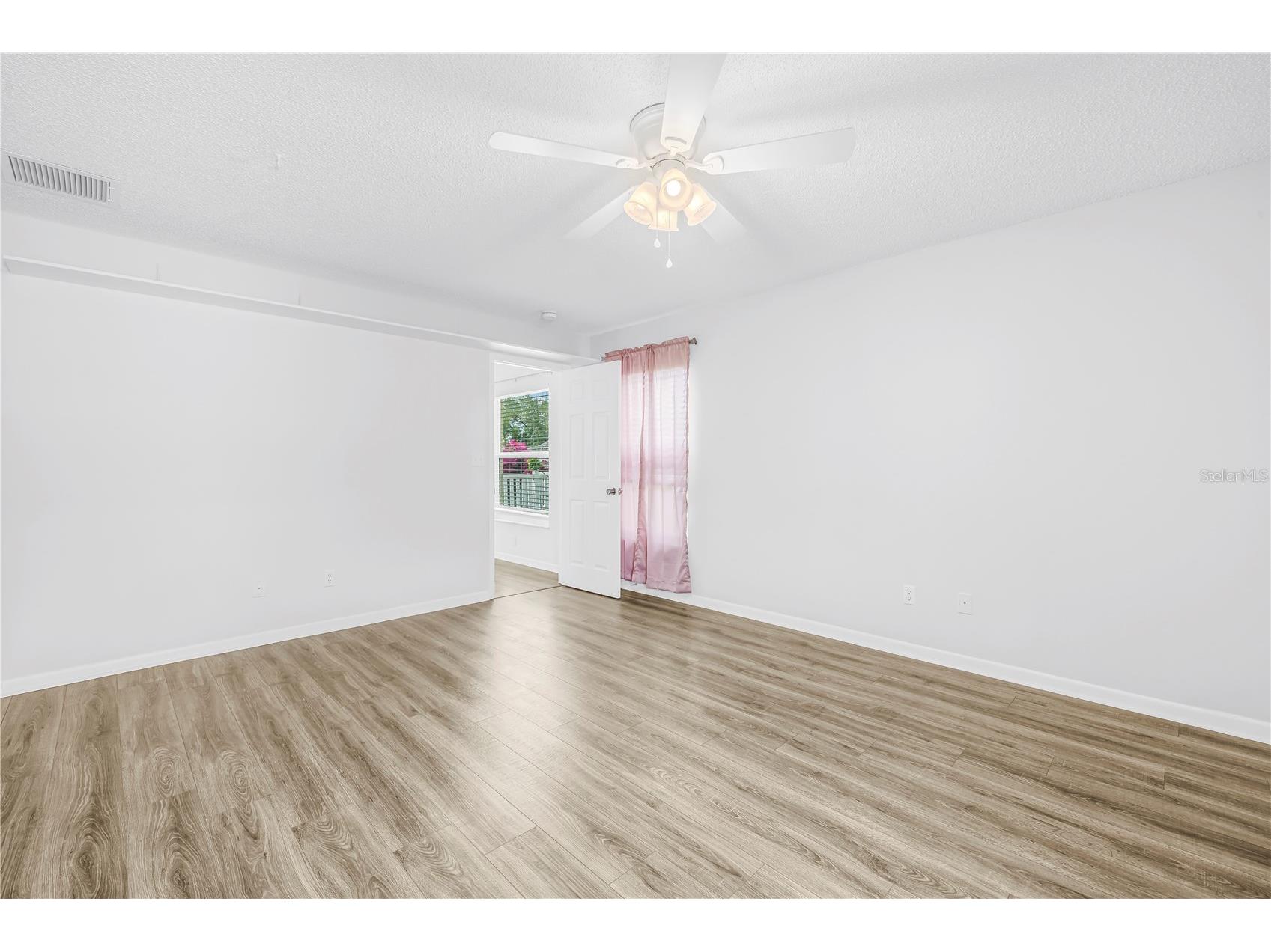 143 Cherry Laurel Drive Palm Harbor FL 34683 TB8492795 image17