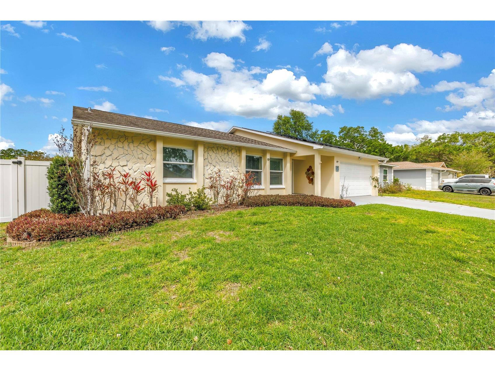 143 Cherry Laurel Drive Palm Harbor FL 34683 TB8492795 image2