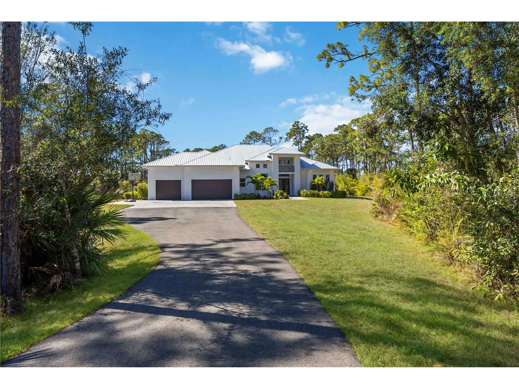 143 Creek Drive SE Port Charlotte FL 33952 - CHARLOTTE HARBOR A4689614 image2