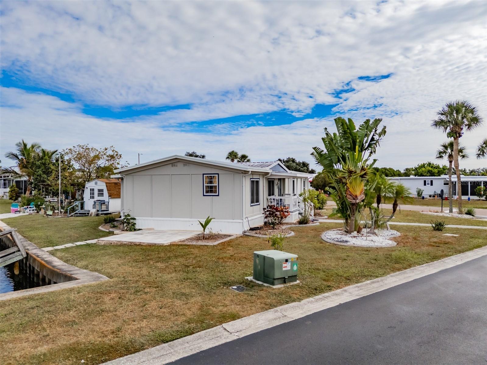 143 E Saint Annes Cir Apollo Beach FL 33572 TB8476714 image33