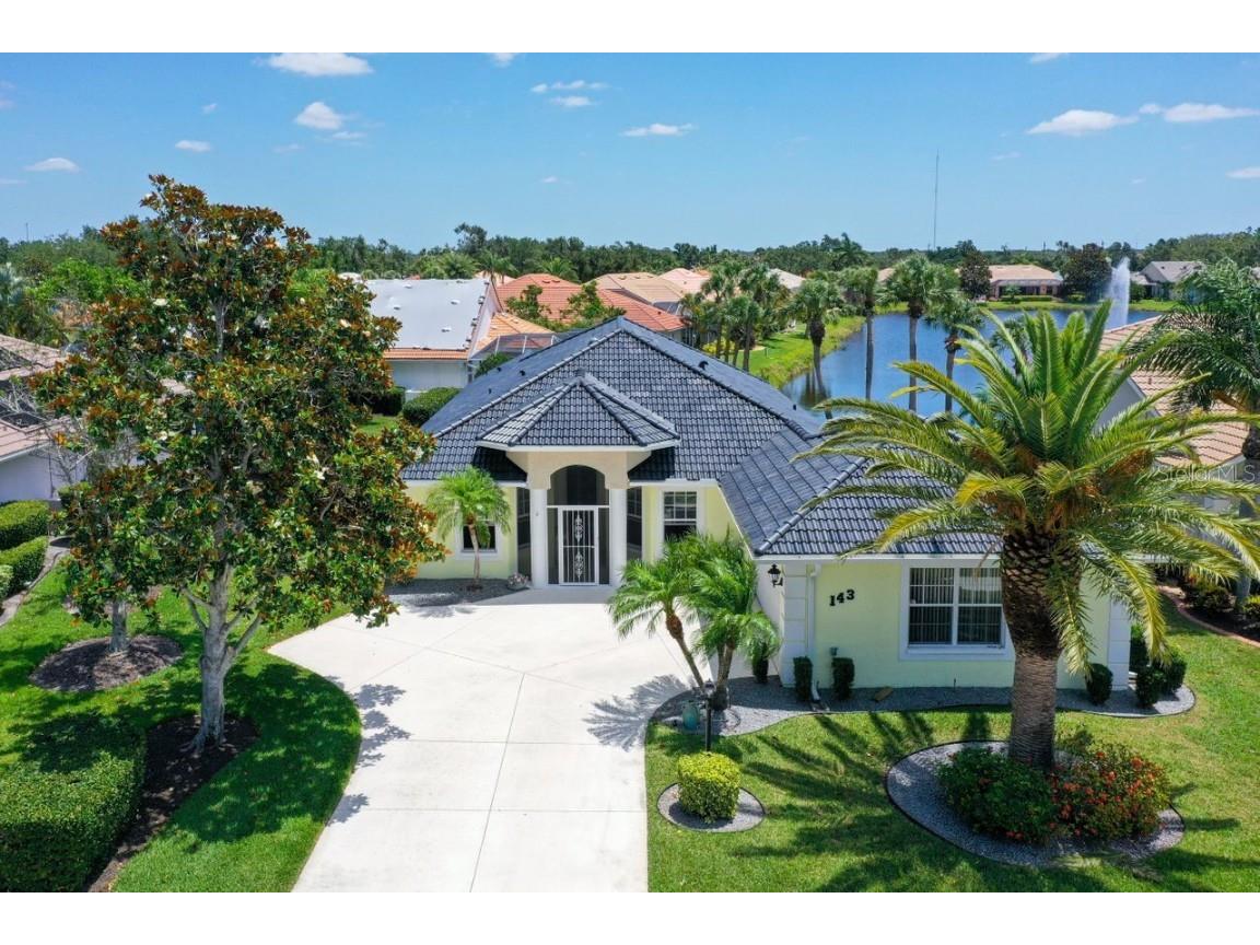143 Grand Oak Circle Venice FL 34292 - Center Lake A4562431 image1
