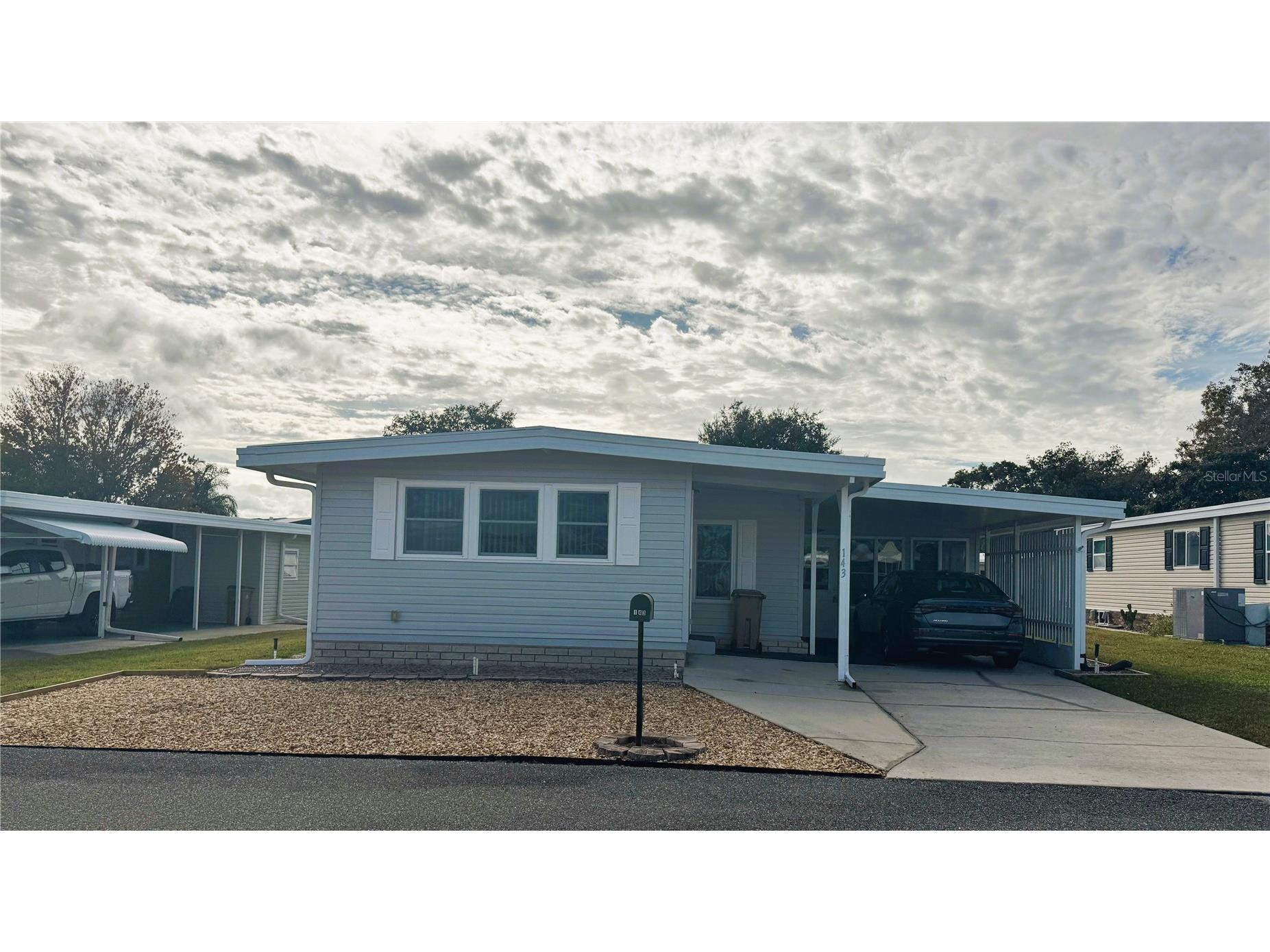143 Jacaranda Drive Leesburg FL 34748 R4910427 image1